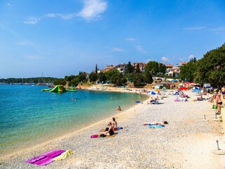 Appartement Pješčana Uvala Omgeving 20