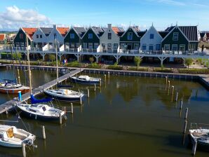 Holiday park Geräumiges Ferienhaus am Markermeer - Uitdam - image1