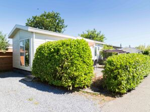 Vakantiepark Keurig chalet op 3,5 km van het strand in Egmond - Egmond aan den Hoef - image1