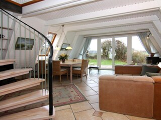 Holiday house Damp Features 20