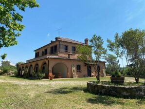 Vakantiehuis Sfeervol en typisch Toscaans landhuis - Sassetta - image1