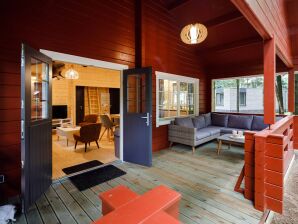 Holiday park Wooden lodge with a veranda, in Veluwe - Epe - image1