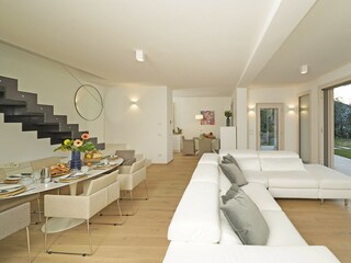 Villa San Felice del Benaco Caratteristiche 7