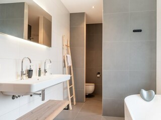 Villa Biddinghuizen Features 25