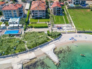 Villa Malin and the beach