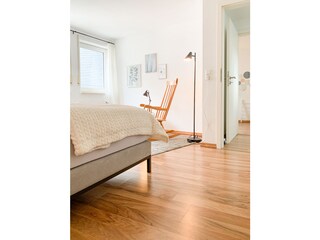 Blick Schlafzimmer in Lesezimmer