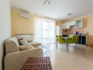 Spacious Apartment in Vantacici near Sea - Malinska - image1