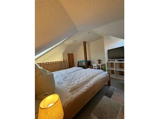 Schlafzimmer DG - Ansicht 2