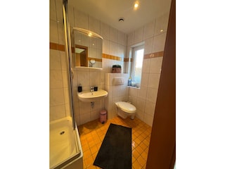 Badezimmer - Ansicht 1