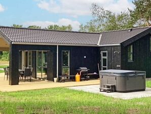 8 Personen Ferienhaus in Oksbøl - Jegum - image1