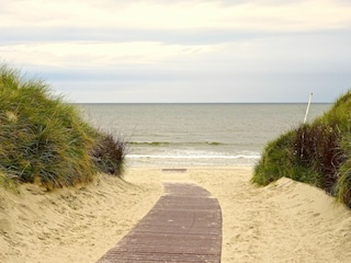 Strandaufgang. Strand Detmold.
