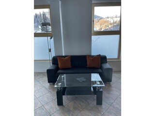Sofa im Wohnzimmerbereich