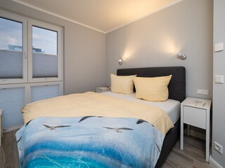 Schlafzimmer 2