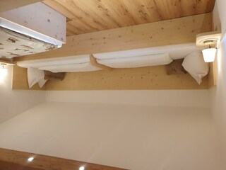 Ferienwohnung Nr. 2_Schlafzimmer (2)