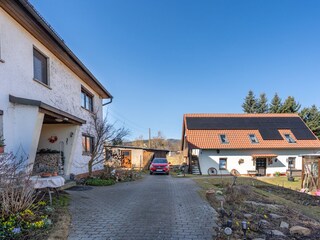 Blick ins Grundstück