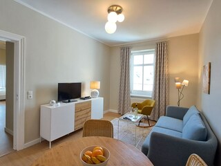 Wohnzimmer mit Essbereich