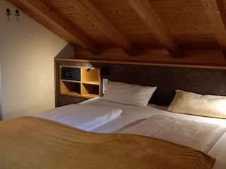 Schlafzimmer II