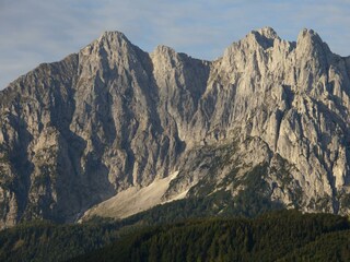 Kaiserwinkl-Koessen-Tirol-Aussich-auf-die-Berge