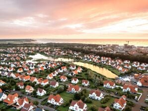 Restyled villa in a holiday park near sea - Cadzand-Bad - image1