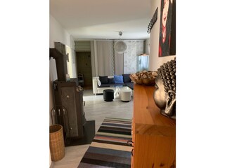 Blick ins Wohnzimmer