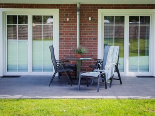 Möblierte Terrasse zum Entspannen