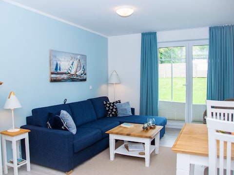Cottage im Gutspark - Ferienwohnung Perlie