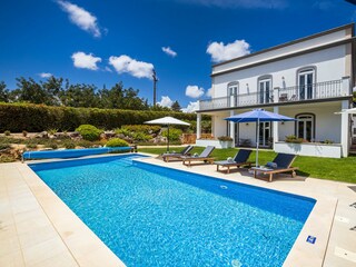 Villa Tunes  42