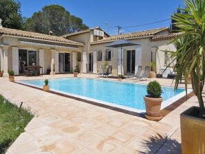 Villa indipendente con piscina privata e aria condizionata, a 10 km dal Mediterraneo - Roquebrune-sur-Argens - image1