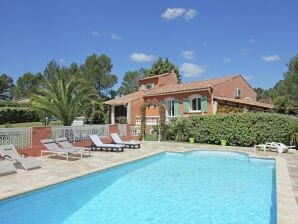 Geräumige Villa in Bagnols-en-Forêt mit Swimmingpool - Fréjus Region - image1