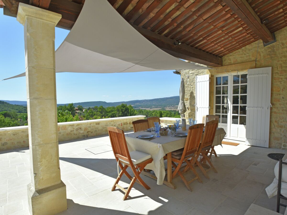 Villa Roussillon (Vaucluse) Buitenaudio-opname 1