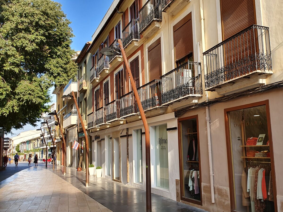 Shopping in Denia