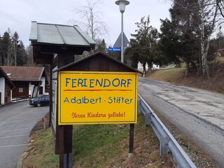 Einfahrt Feriendorf !
