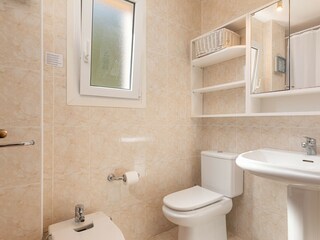 BAÑO 1 EN SUITE D2