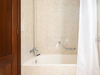 BAÑO 1 EN SUITE D2