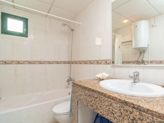 Apartamento Cala en Blanes Características 26