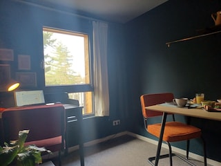 Esszimmer mit Büro-Ecke