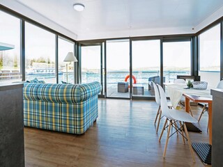 House boat Braunsbedra Features 1