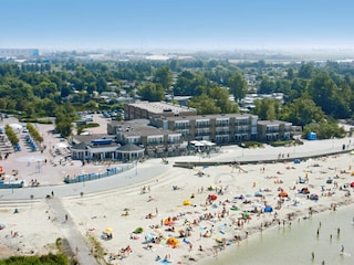 Strand am IJsselmeer-Holle Posrte