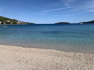 der Strand, kristallklares Meer