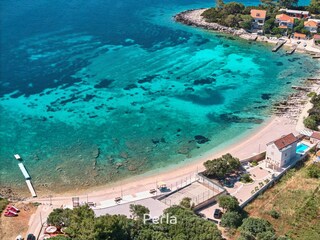 der Strand, kristallklares Meer