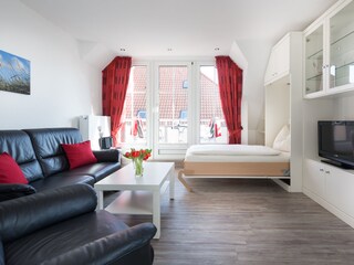 Wohnraum mit Schrankbett