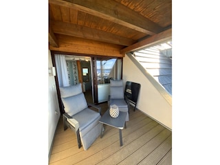 Balkon mit Loungemöbeln