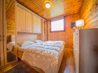 Chalet Somme-Leuze Features 10