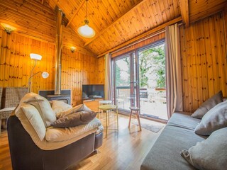 Chalet Somme-Leuze Features 7
