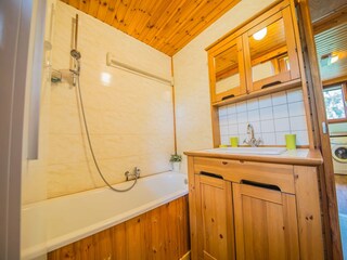Chalet Somme-Leuze Features 18