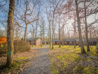 Chalet Somme-Leuze Outdoor Recording 10