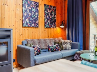 Chalet Somme-Leuze Features 25