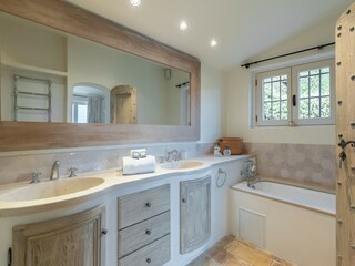 Villa Vence Caratteristiche 32