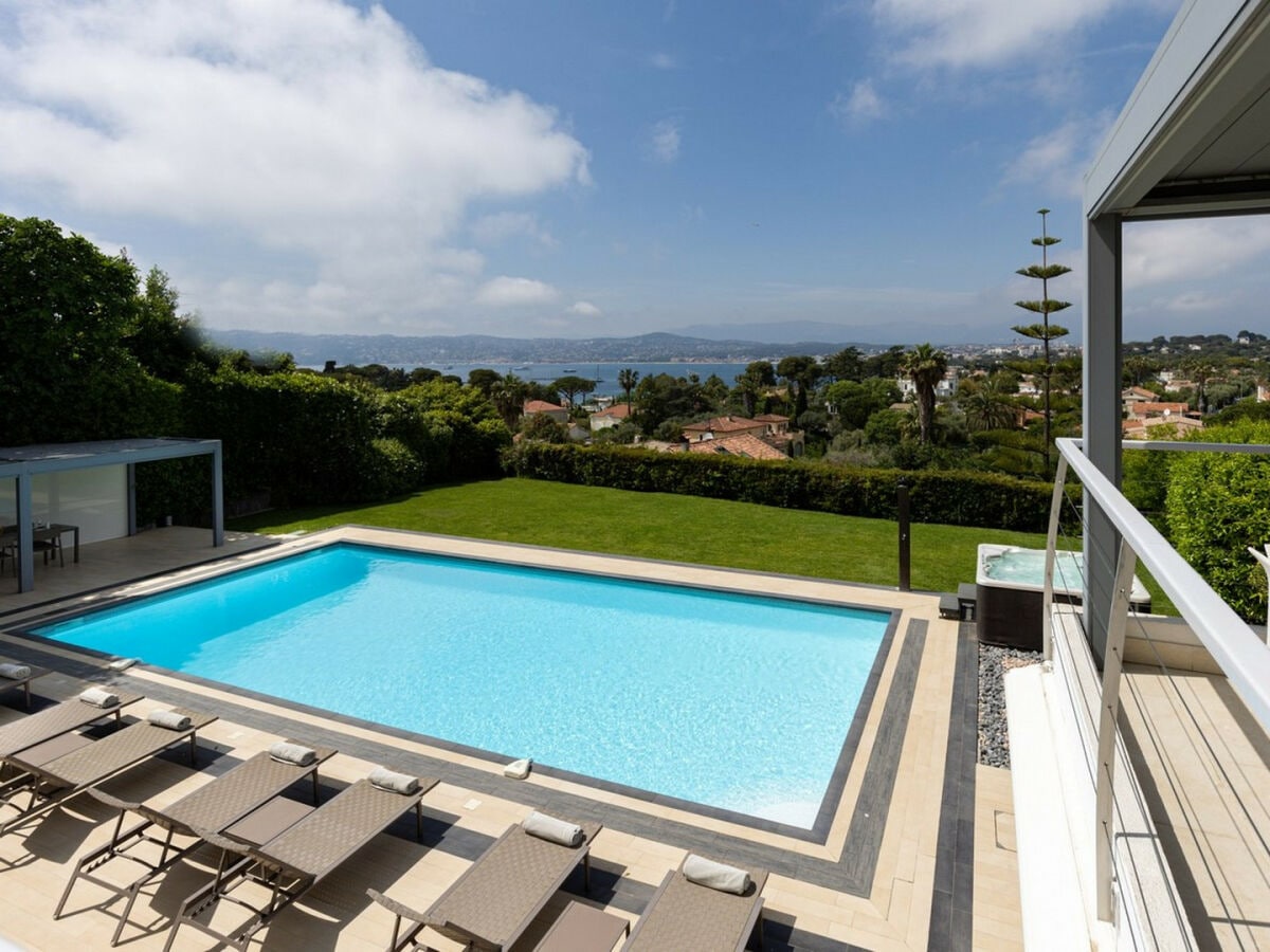 Villa Antibes Außenaufnahme 2