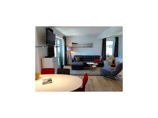 Apartment Orth Features 18